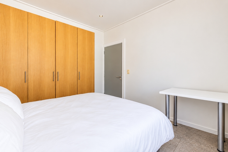 2 Bedroom Property for Sale in Sea Point Western Cape